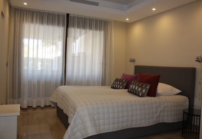 Appartement in Estepona - 100 - Beach apartment with Private Pool