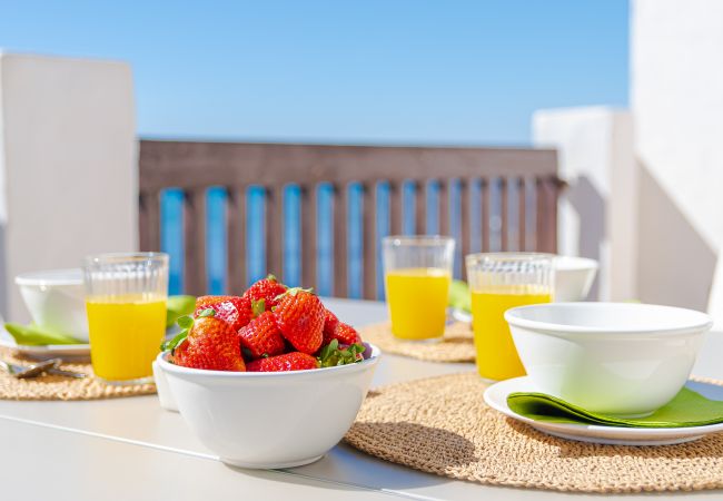 Appartement in Marbella - Heavenly Views From Frontline Penthouse