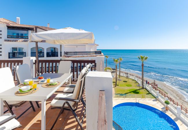 Appartement in Marbella - Heavenly Views From Frontline Penthouse
