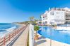 Appartement in Marbella - Heavenly Views From Frontline Penthouse