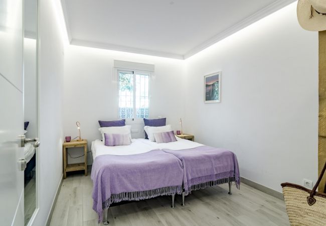 Villa in Nueva Andalucia - CBP - Casa Benina 6 bedroom villa Puerto Banus