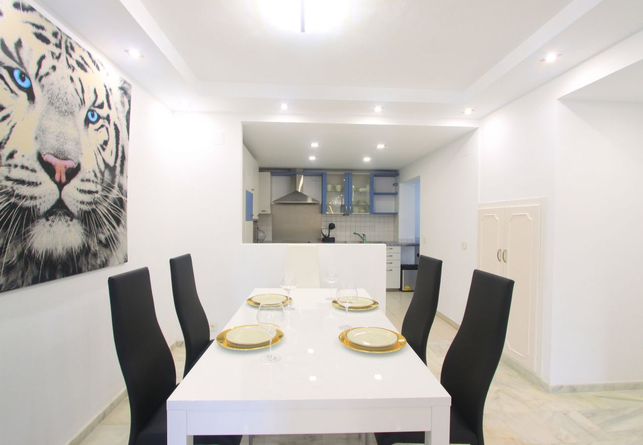 Appartement in Marbella - 1080 - GOLDEN BEACH JACUZZI