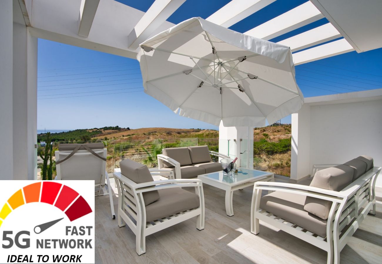 Appartement in Casares - Elegant 2-Bedroom Apartment | Alcazaba Lagoon 1112