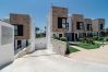 Herenhuis in Nueva Andalucia - GG- Modern townhouse, families & couples only