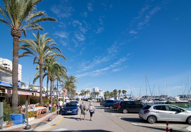 Appartement in Estepona - TE- Luxury resort, front line beach, families only