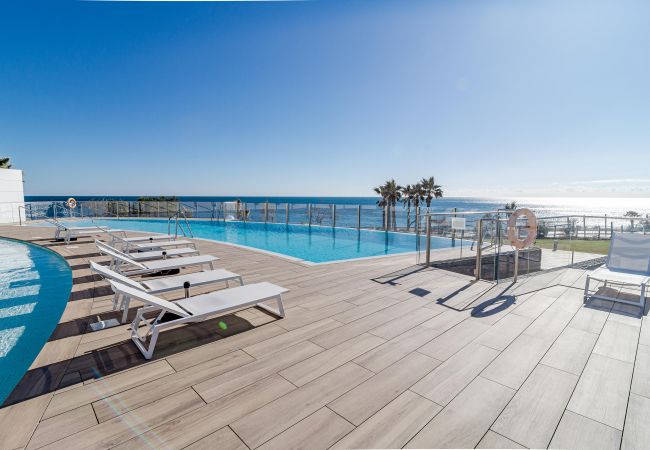 Appartement in Estepona - TE- Luxury resort, front line beach, families only