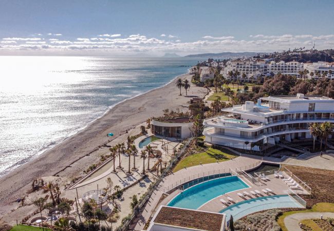 Appartement in Estepona - TE- Luxury resort, front line beach, families only