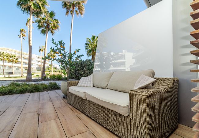 Appartement in Estepona - TE- Luxury resort, front line beach, families only