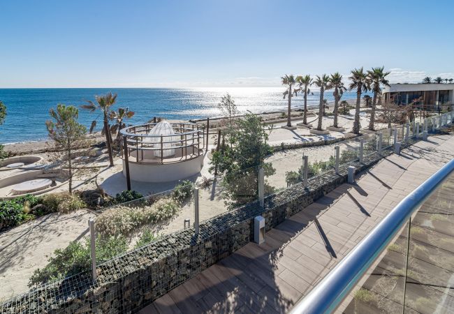 Appartement in Estepona - TE- Luxury resort, front line beach, families only