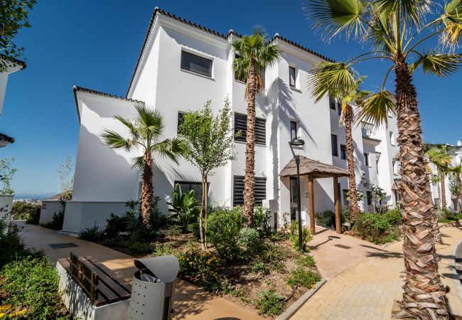 Appartement in Estepona - LAE9.1I- Apotel Estepona Hills by roomservices