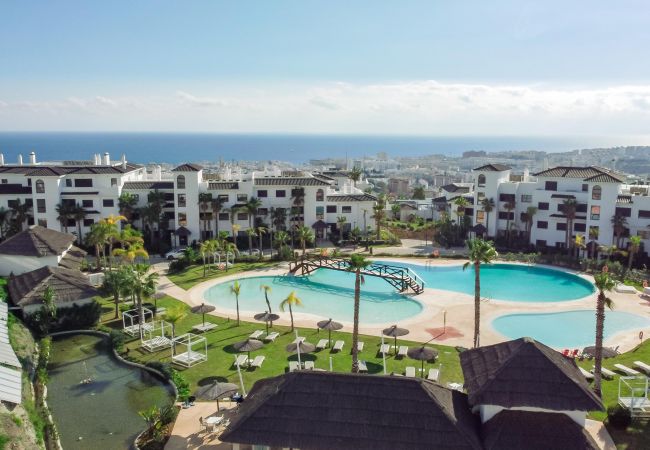 Appartement in Estepona - LAE13.1D- Apotel  Estepona hills by Roomservices