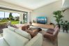 Villa in Marbella - Luxury Villa with High Security, Pool & Jacuzzi