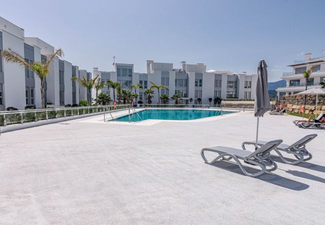 Rijhuis in Estepona - LMT46 - Modern Style Spacious Townhouse
