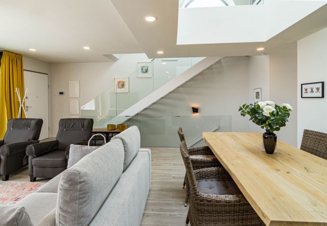 Rijhuis in Estepona - LMT46 - Modern Style Spacious Townhouse