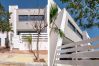 Rijhuis in Estepona - LMT46 - Modern Style Spacious Townhouse