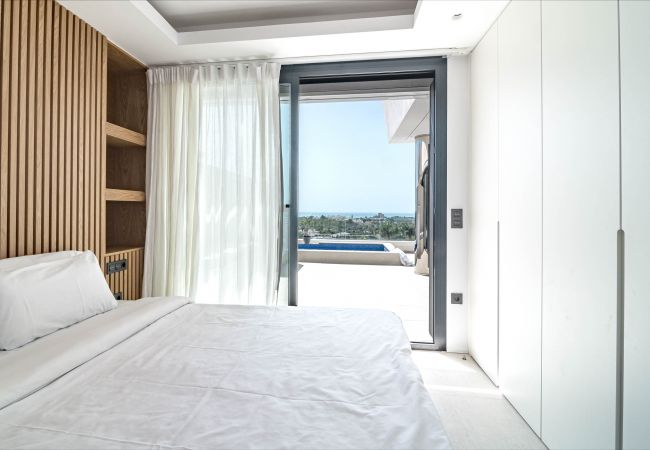 Appartement in Nueva Andalucia - AZM- Stunning penthouse, spectacular ocean view