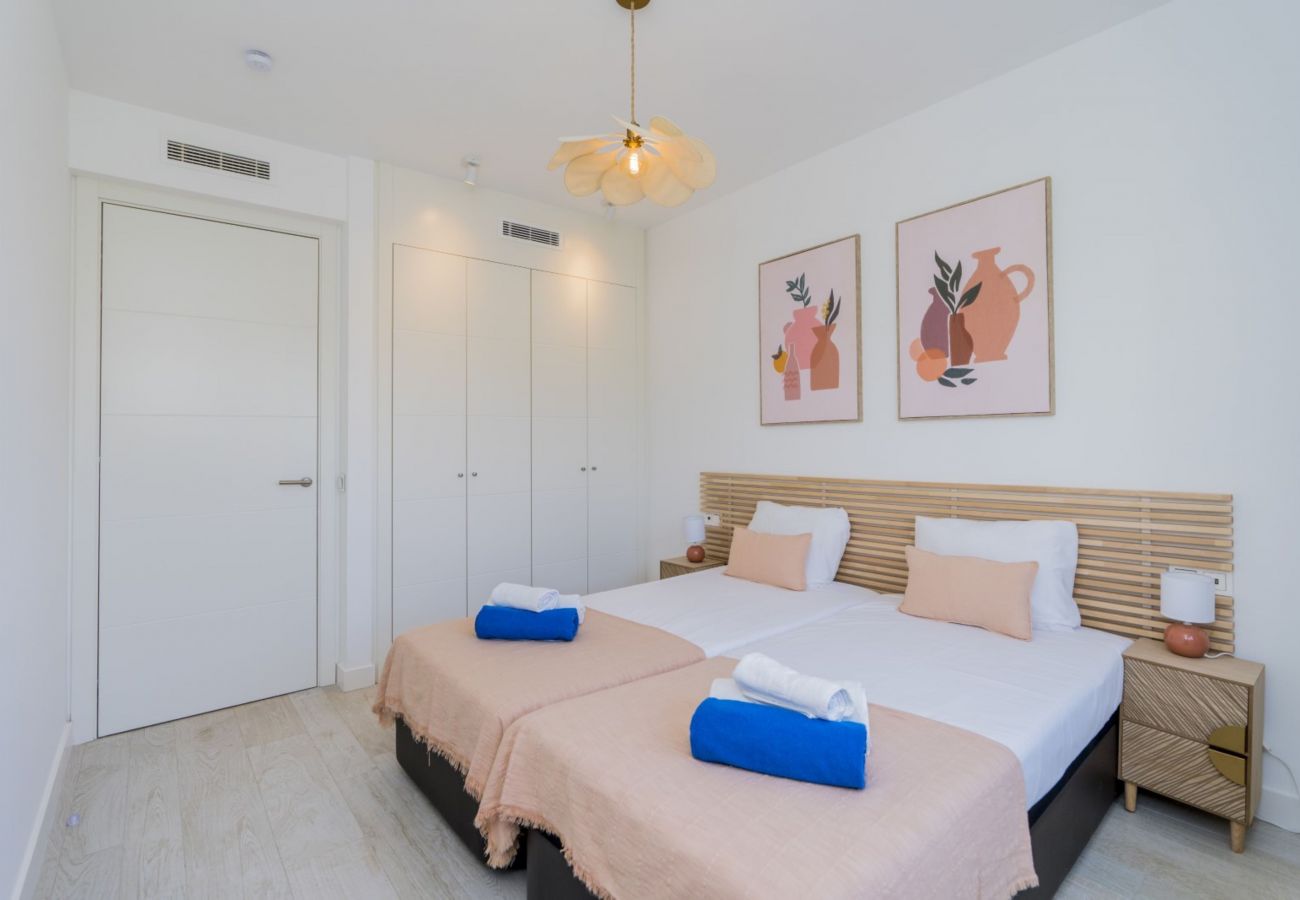Appartement in Casares - Stylish 3-Bed Apartment | Alcazaba Lagoon (1204)