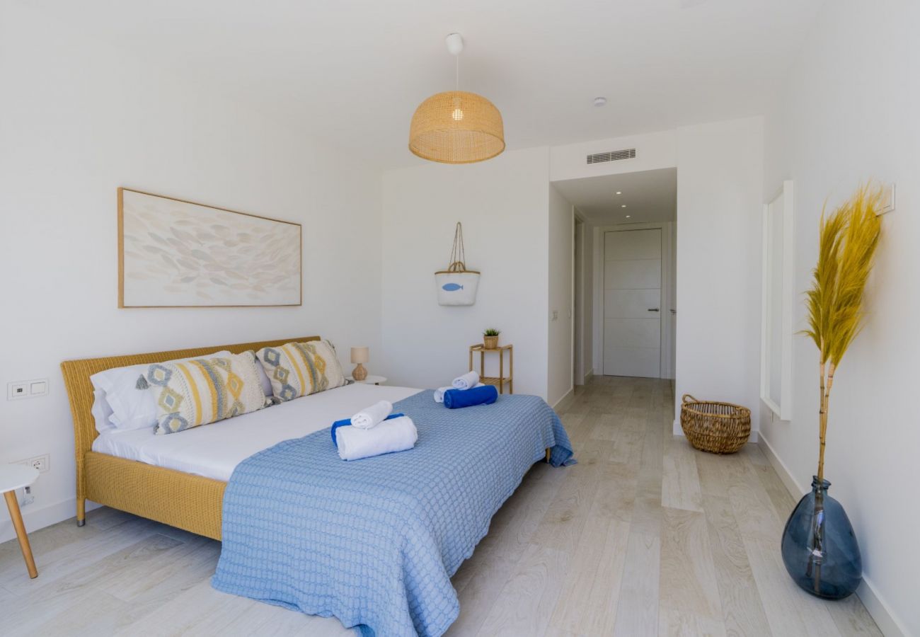 Appartement in Casares - Stylish 3-Bed Apartment | Alcazaba Lagoon (1204)
