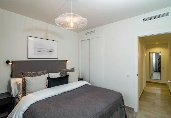 Appartement in Estepona - INF3.3K- Stunning city apartment close to beaches