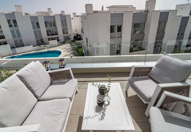 Appartement in Estepona - LM11.1A- Modern flat, amazing views