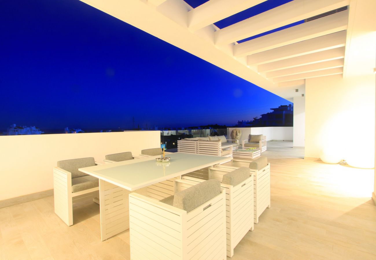 Appartement in Estepona - 2288 Luxury Penthouse with Private Rooftop Pool
