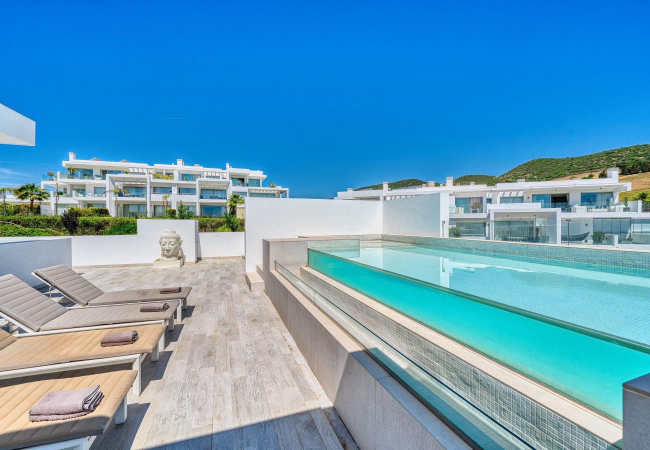 Appartement in Estepona - 2288 Luxury Penthouse with Private Rooftop Pool