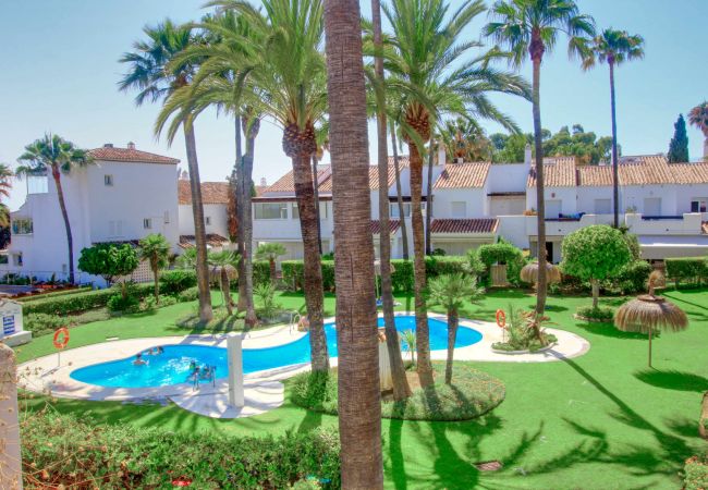 Rijhuis in Marbella - 1176 Beachfront Paradise in Bahia de Marbella