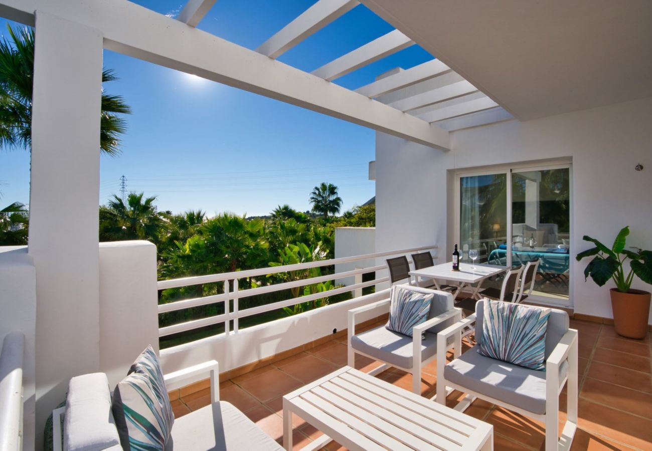Appartement in Casares - Modern 2-Bedroom Apartment - Alcazaba Lagoon (411)
