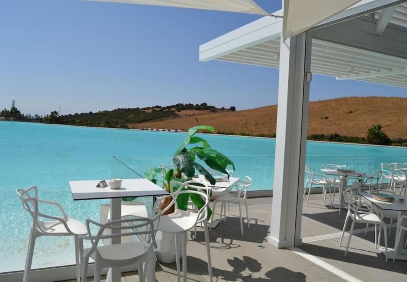 Appartement in Casares - Modern 2-Bedroom Apartment - Alcazaba Lagoon (411)