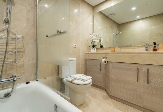 Appartement in Casares - AL-304 ESTEPONA - APARTMENT - ALCAZABA LAGOON 2 BD
