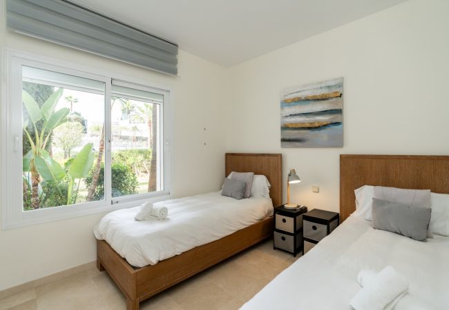 Appartement in Casares - AL-304 ESTEPONA - APARTMENT - ALCAZABA LAGOON 2 BD