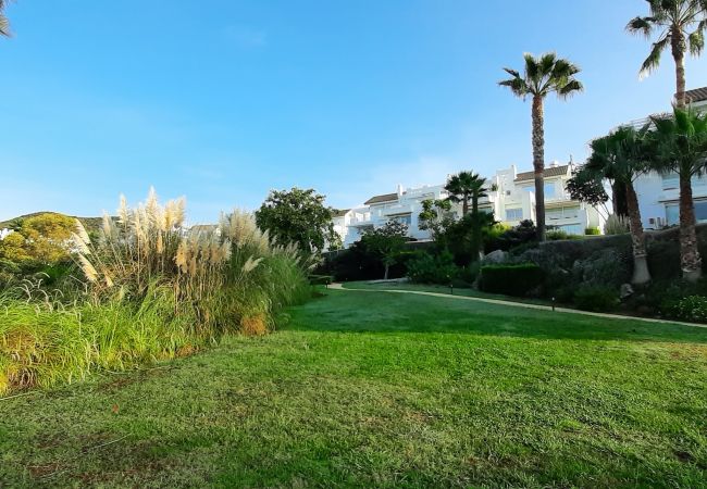Appartement in Casares - Charming 2-Bed Retreat Alcazaba Lagoon (304)