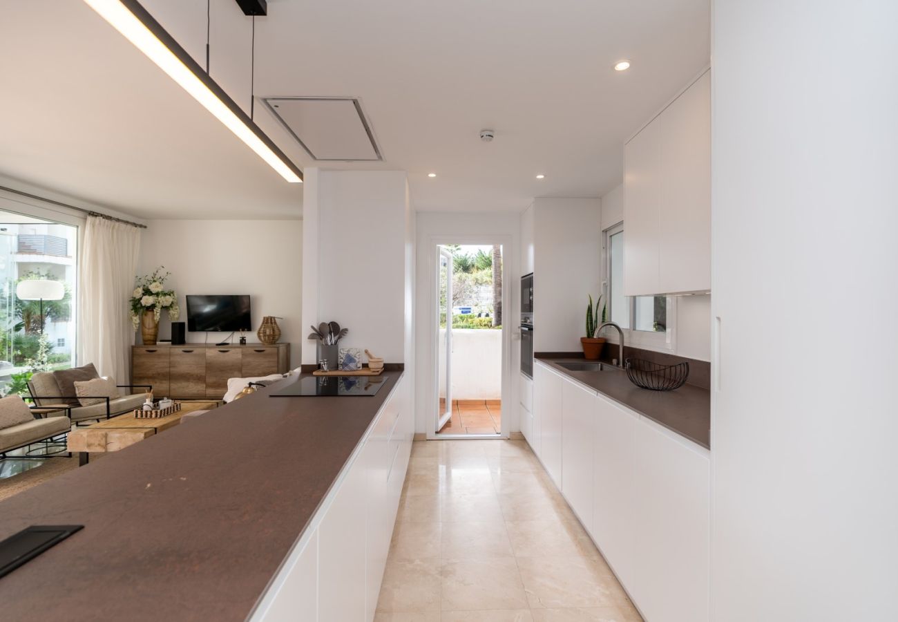 Appartement in Casares - Charming 2-Bed Retreat Alcazaba Lagoon (304)