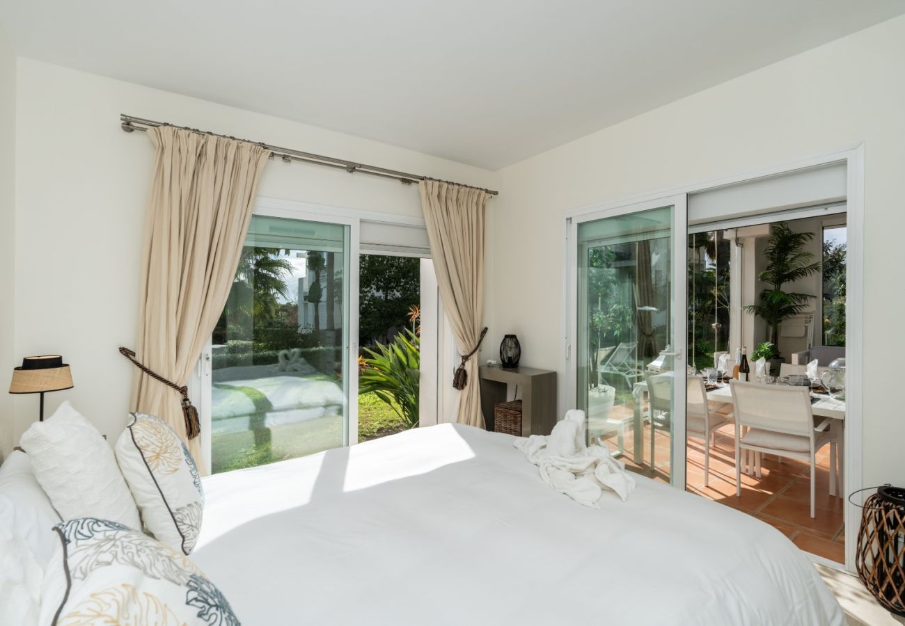 Appartement in Casares - Charming 2-Bed Retreat Alcazaba Lagoon (304)