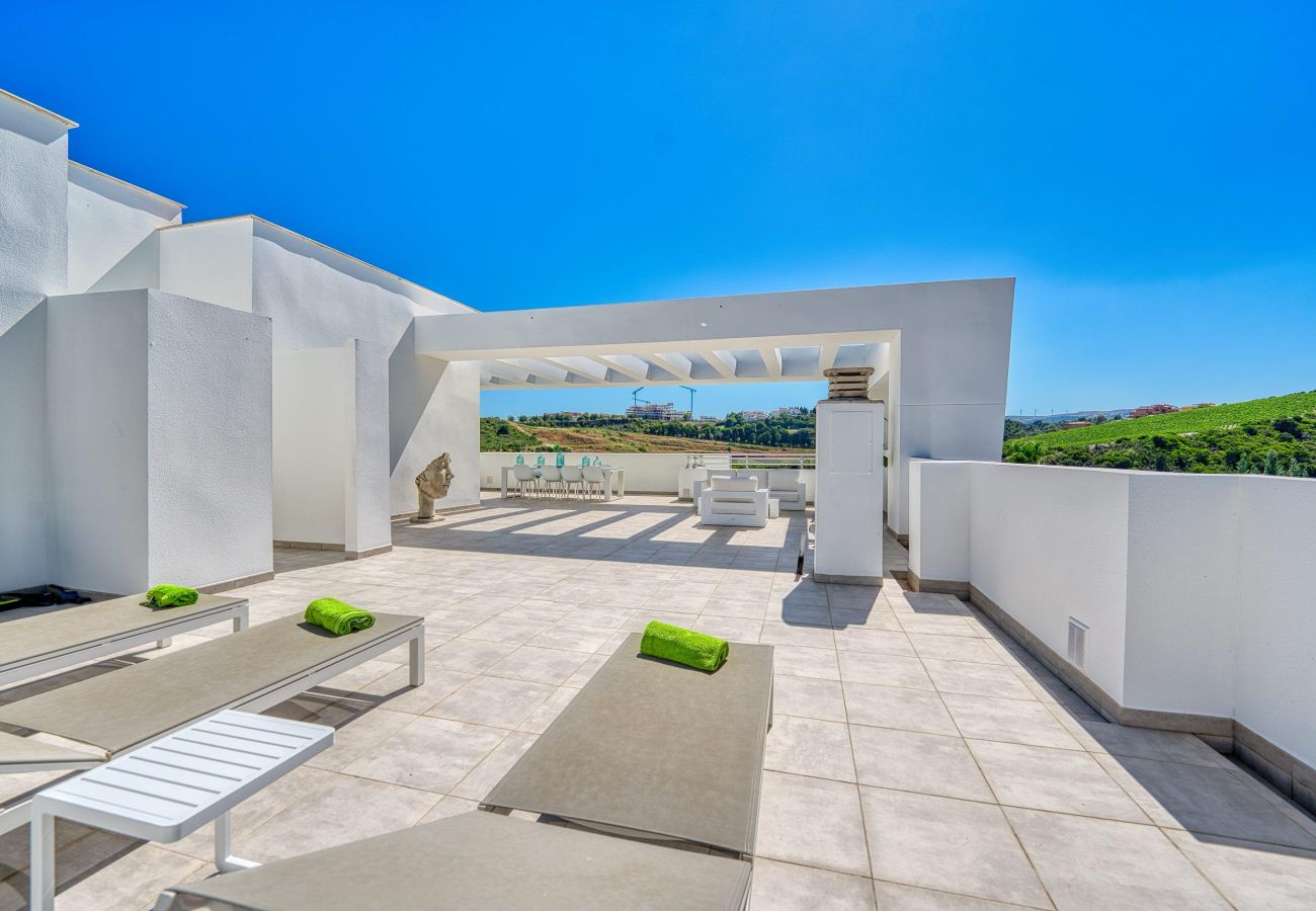 Appartement in Casares - 3019 Stunning Penthouse with Golf & Sea View