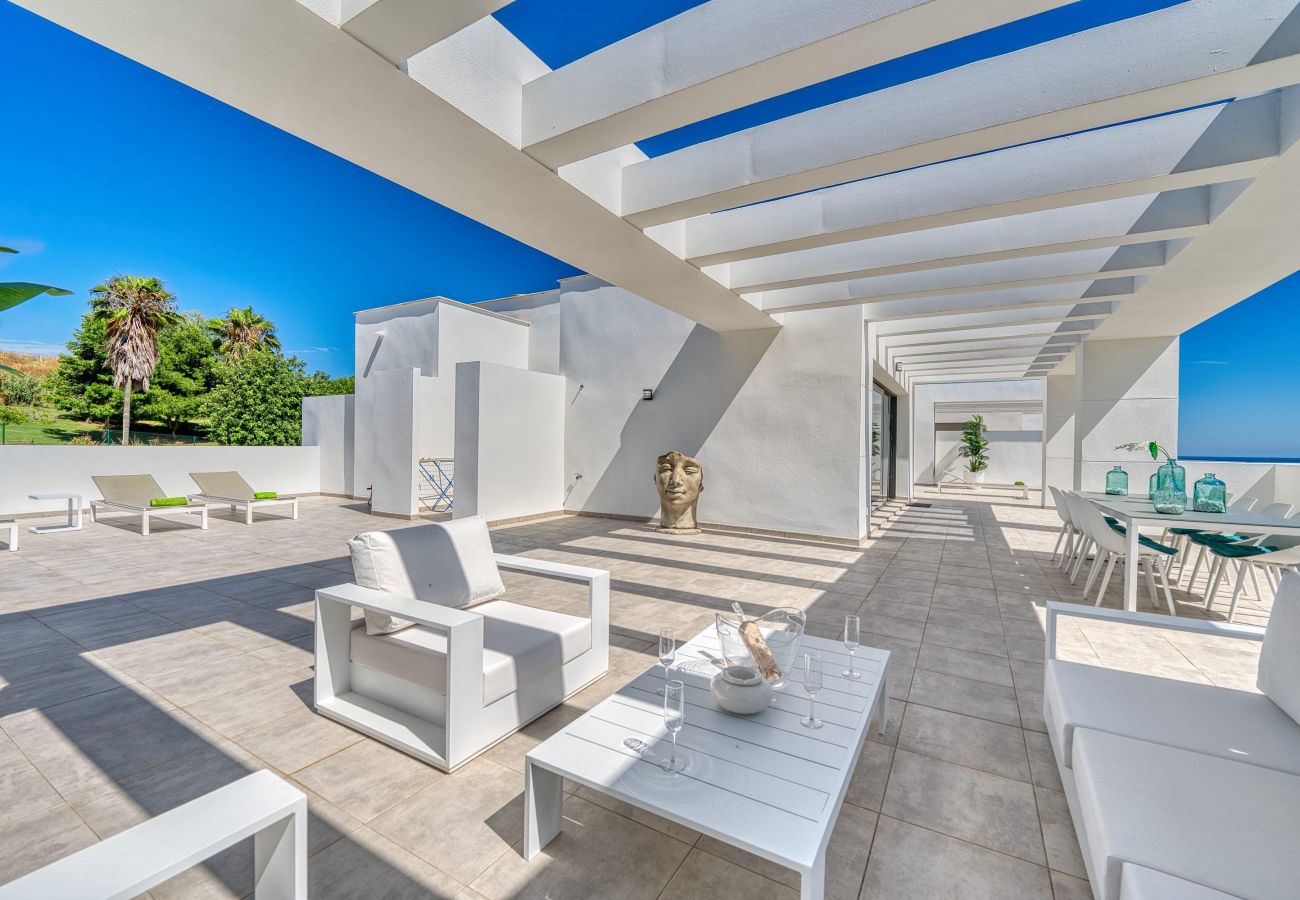 Appartement in Casares - 3019 Stunning Penthouse with Golf & Sea View