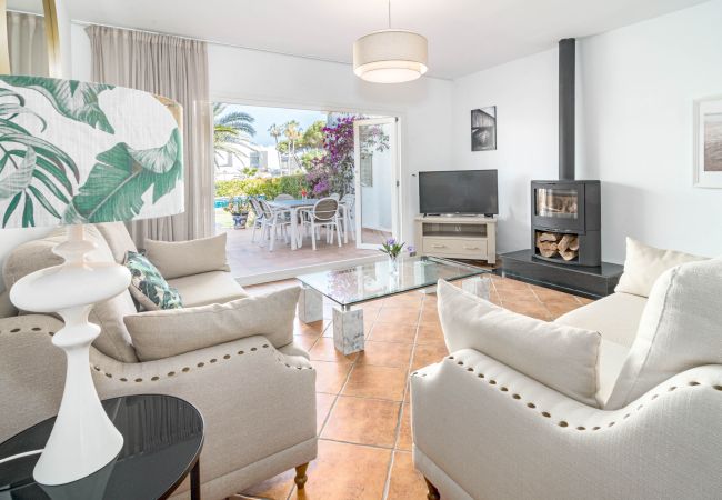 Rijhuis in Estepona - PG9 - Andalucian 3-story townhouse  near Estepona