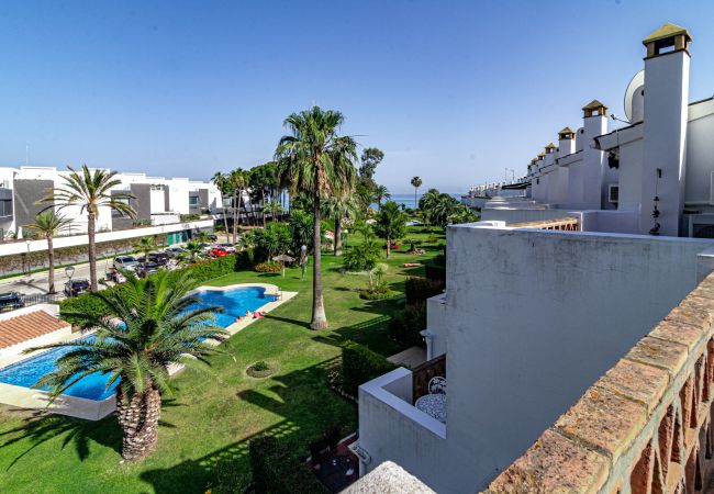 Rijhuis in Estepona - PG9 - Andalucian 3-story townhouse  near Estepona