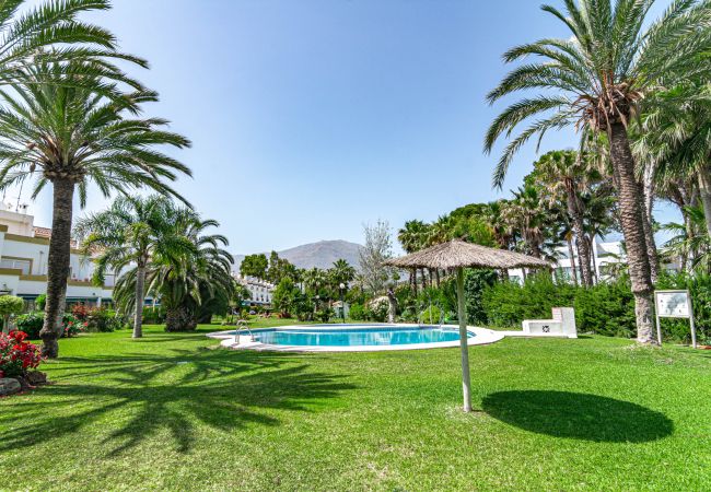 Rijhuis in Estepona - PG9 - Andalucian 3-story townhouse  near Estepona