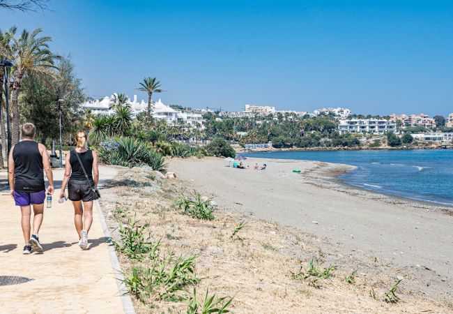 Rijhuis in Estepona - PG9 - Andalucian 3-story townhouse  near Estepona