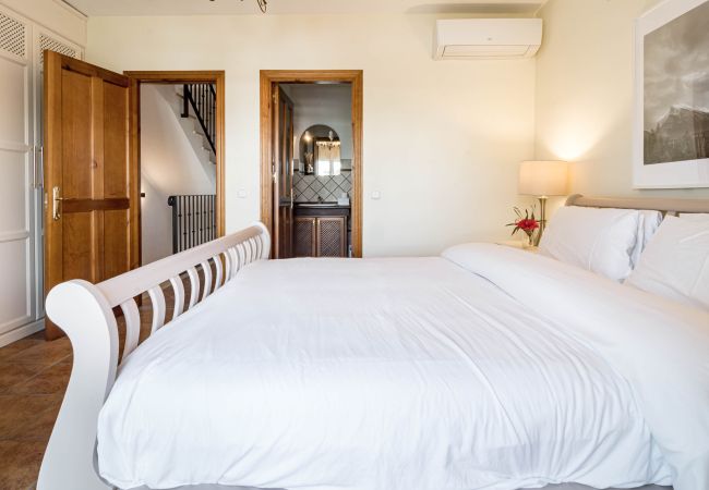 Rijhuis in Estepona - PG9 - Andalucian 3-story townhouse  near Estepona