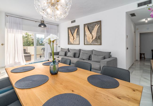 Appartement in Puerto Banus - RG312 - Royal garden by Roomservices