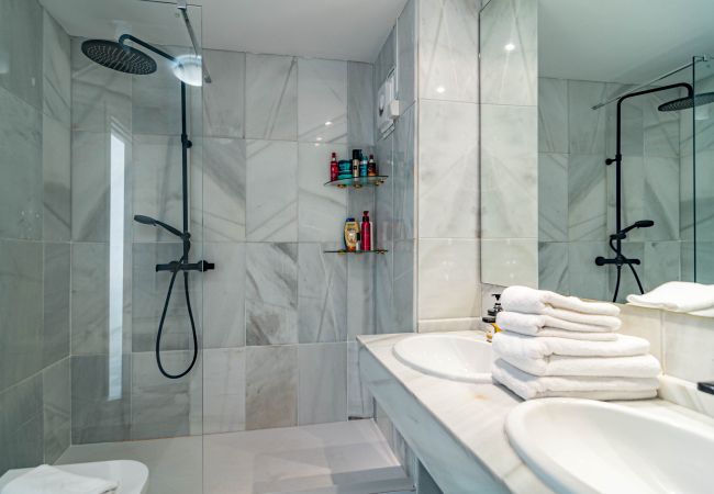 Appartement in Puerto Banus - RG312 - Royal garden by Roomservices