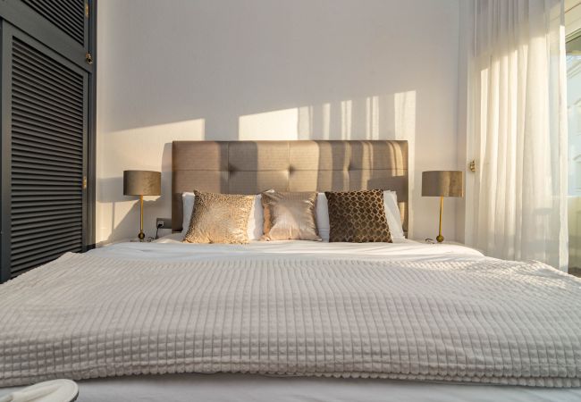 Appartement in Puerto Banus - RG312 - Royal garden by Roomservices