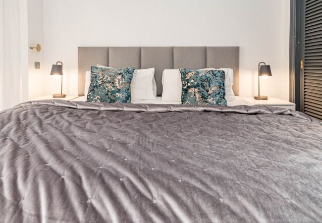 Appartement in Puerto Banus - RG312 - Royal garden by Roomservices