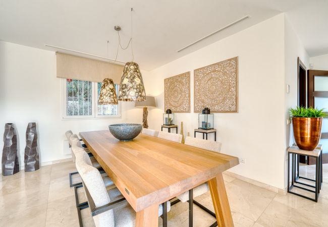 Villa in Marbella - 3055 Family villa close to the beach