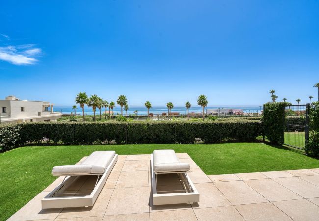 Appartement in Estepona - 3001 Velaya Beachfront Luxury Apartment