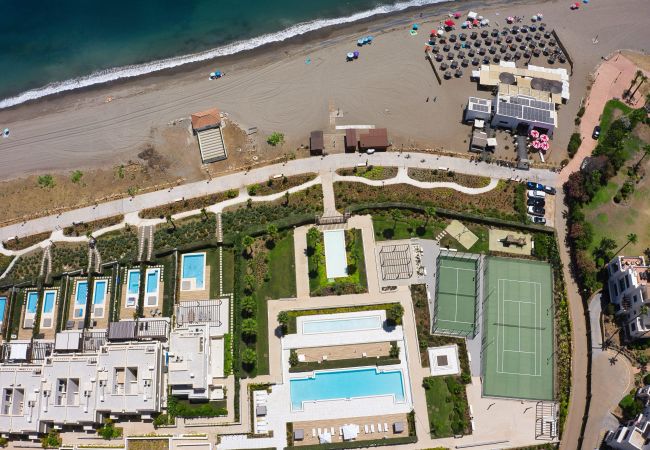 Appartement in Estepona - 3001 Velaya Beachfront Luxury Apartment