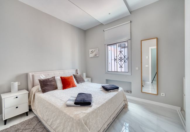 Appartement in Marbella - 3095 Elegant Beachside Apartment in Puerto Banús