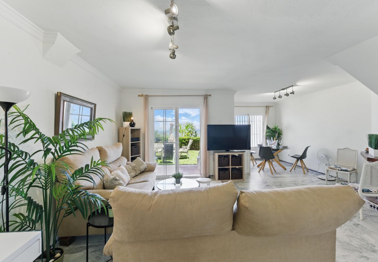 Rijhuis in Manilva - 3133 Beachfront Townhouse in Aldea Beach
